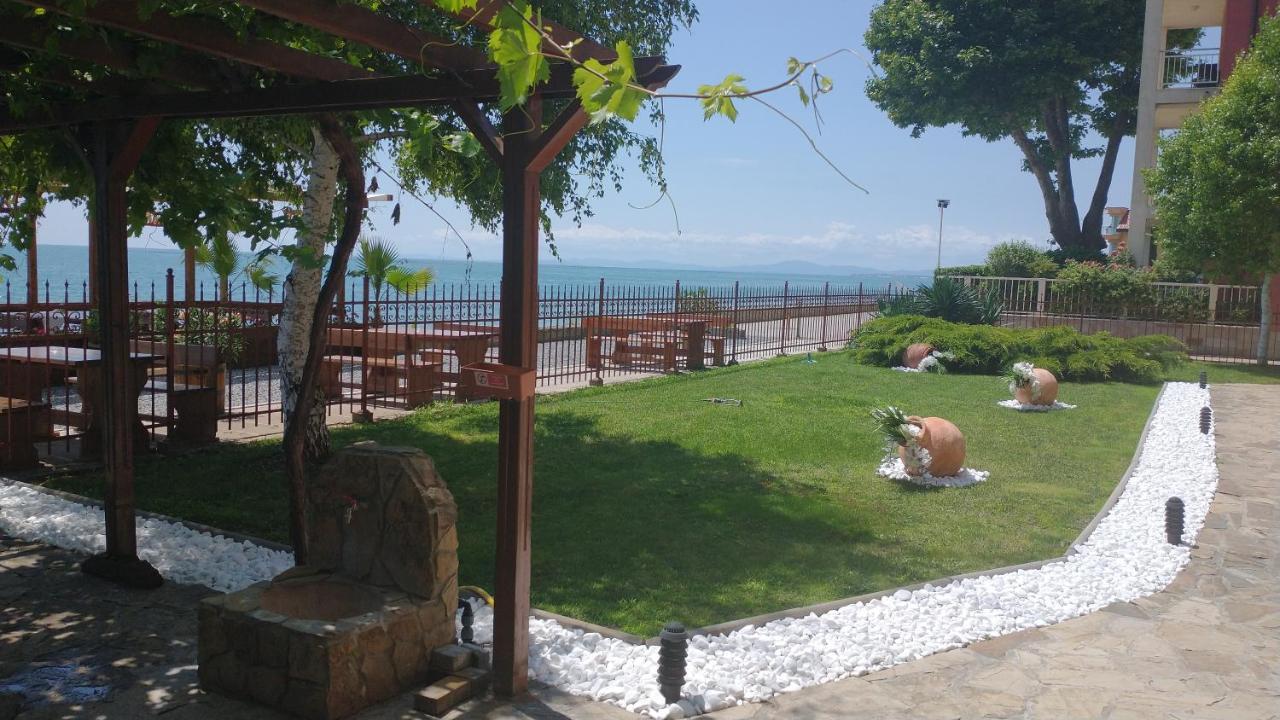 Aura Family Hotel Ravda Exterior photo