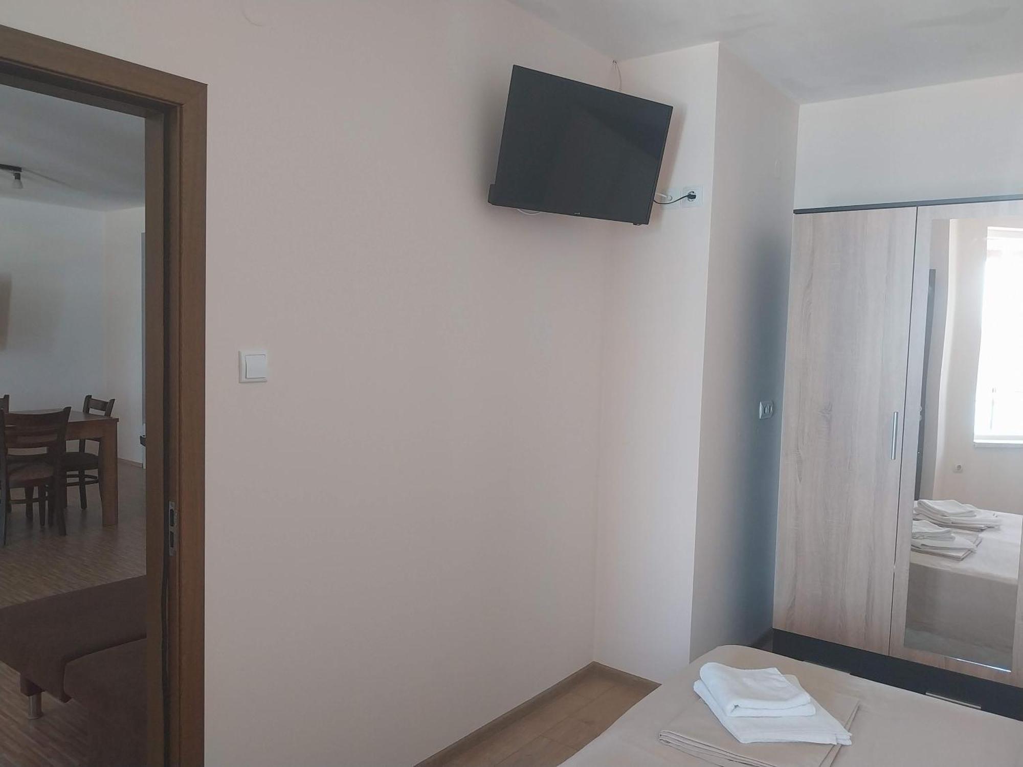 Aura Family Hotel Ravda Exterior photo